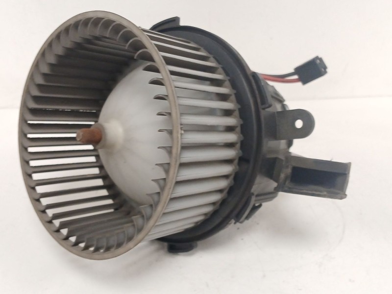 Recambio de motor calefaccion para audi q5 (8rb) 2.0 tdi quattro referencia OEM IAM   