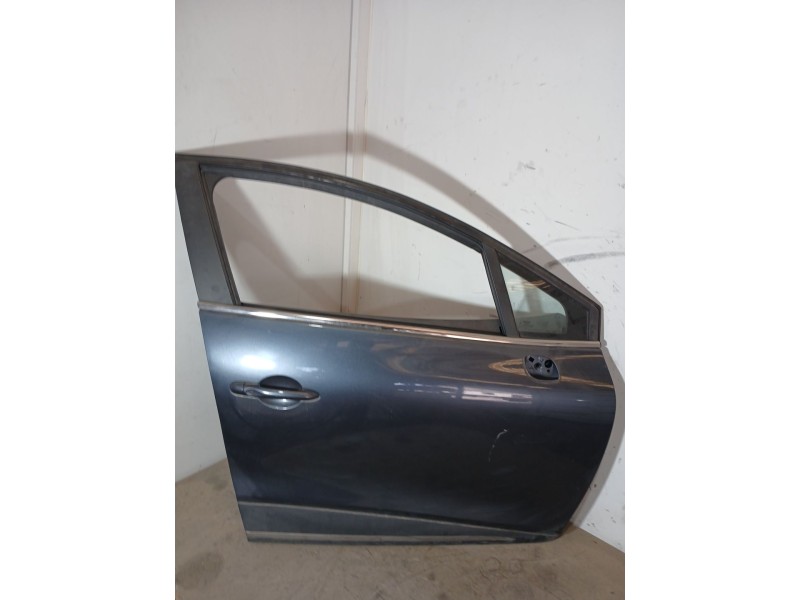 Recambio de puerta delantera derecha para renault clio iv (bh_) 0.9 tce 90 referencia OEM IAM   