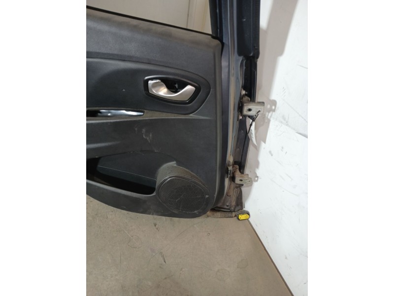 Recambio de puerta trasera izquierda para renault clio iv (bh_) 0.9 tce 90 referencia OEM IAM   