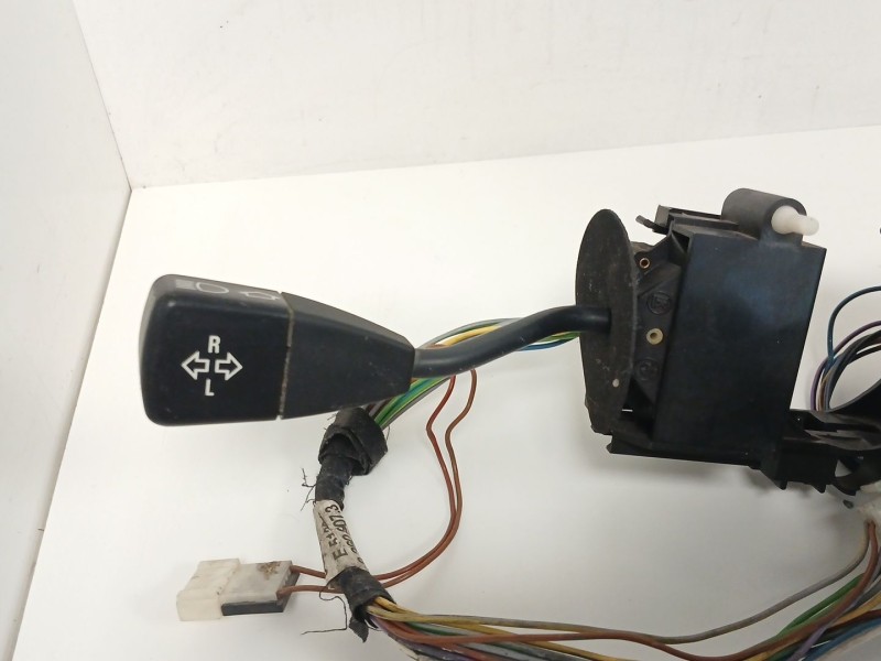 Recambio de mando intermitentes para bmw serie 3 compacto (e36) 1.7 turbodiesel cat referencia OEM IAM  19117 