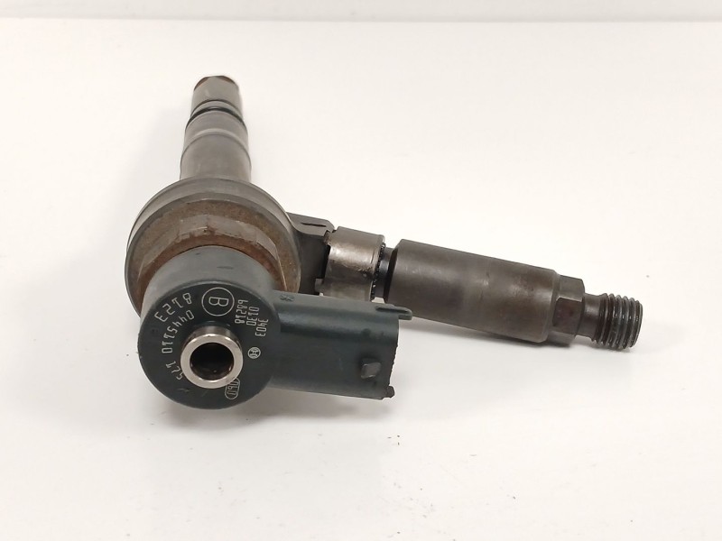 Recambio de inyector para opel astra h (a04) 1.7 cdti (l48) referencia OEM IAM 0445110175  
