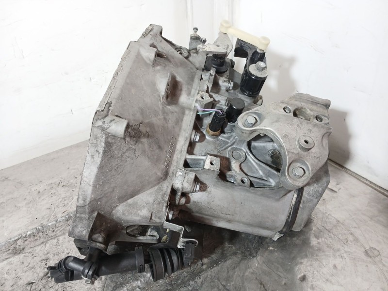 Recambio de caja cambios para peugeot 208 i (ca_, cc_) 1.4 hdi referencia OEM IAM 20CQ68  