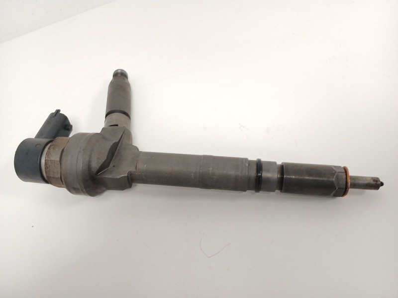 Recambio de inyector para opel astra h (a04) 1.7 cdti (l48) referencia OEM IAM 0445110175  
