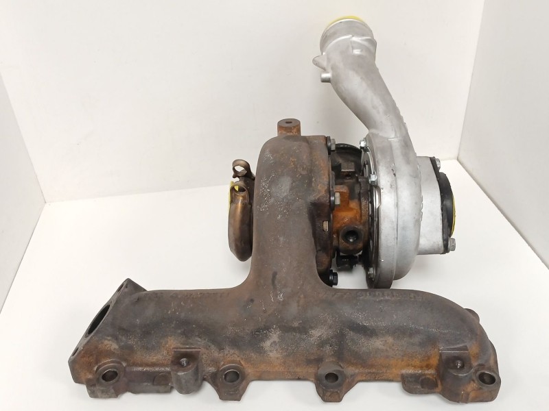 Recambio de turbocompresor para opel vectra c (z02) 1.9 cdti (f69) referencia OEM IAM 55205475  
