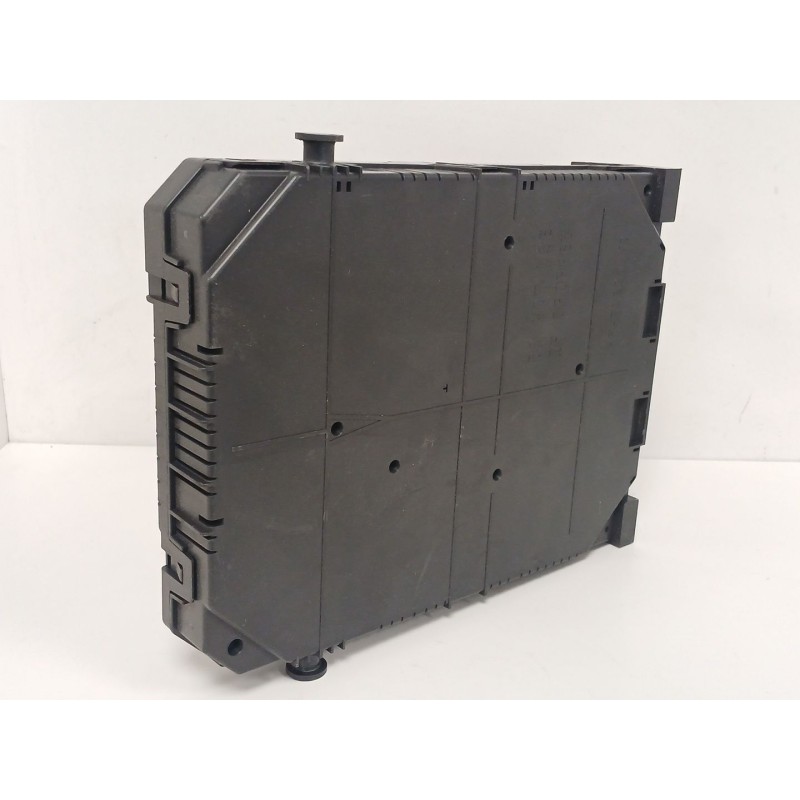 Recambio de caja reles / fusibles para citroën c4 cactus 1.2 thp 110 referencia OEM IAM 981985148001  