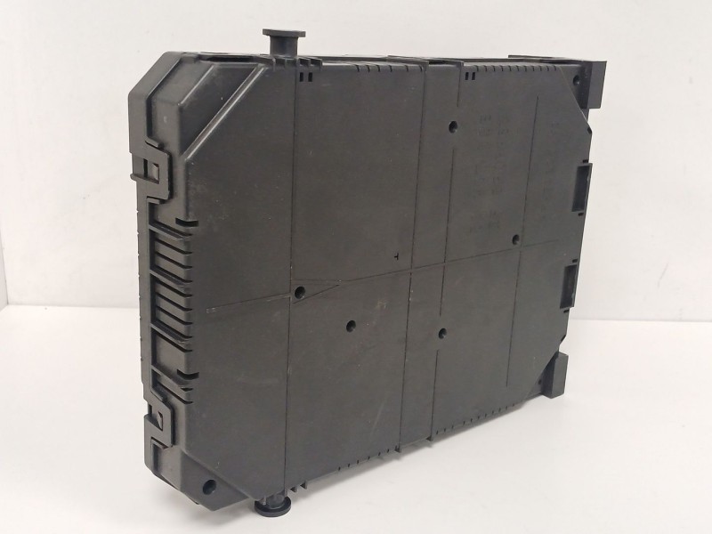 Recambio de caja reles / fusibles para citroën c4 cactus 1.2 thp 110 referencia OEM IAM 981985148001  