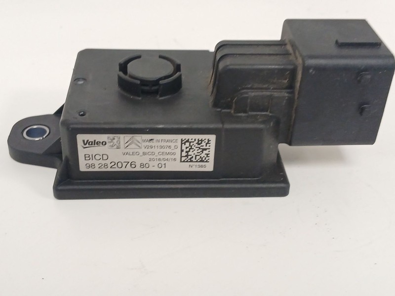 Recambio de modulo electronico para citroën c4 cactus 1.2 thp 110 referencia OEM IAM 982820768001  