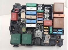 Recambio de caja reles / fusibles para citroën c4 cactus 1.2 thp 110 referencia OEM IAM 9804848480  