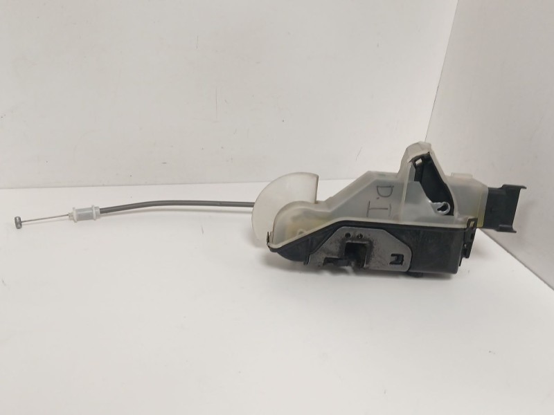Recambio de cerradura puerta delantera izquierda para citroën c4 cactus 1.2 thp 110 referencia OEM IAM   