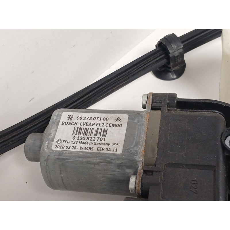 Recambio de elevalunas delantero izquierdo para citroën c4 cactus 1.2 thp 110 referencia OEM IAM 9827307180 1137328659 