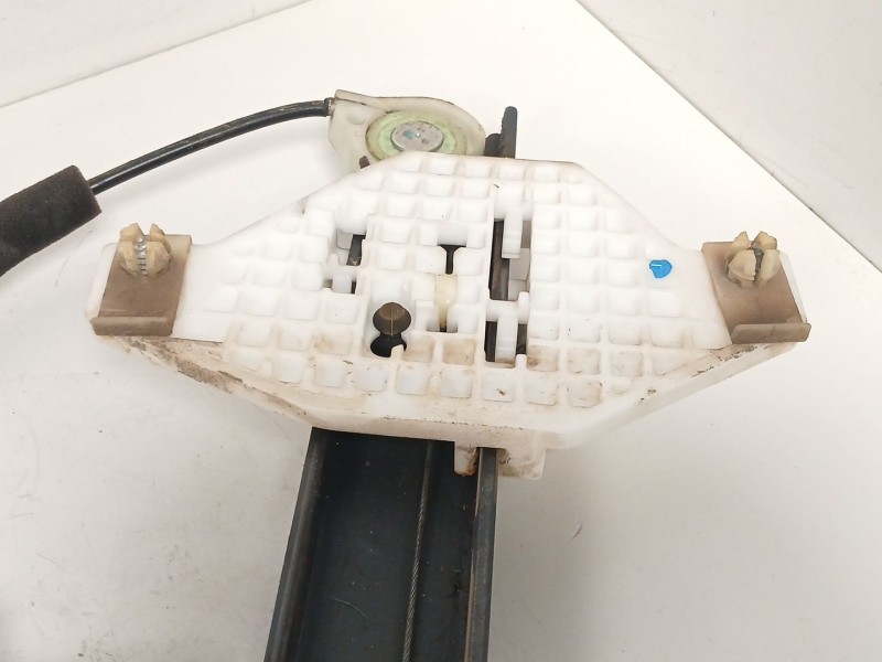 Recambio de elevalunas delantero izquierdo para chevrolet captiva (c100, c140) 2.0 d 4wd referencia OEM IAM 96627079  