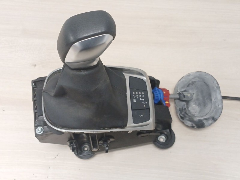 Recambio de palanca cambio para citroën c4 cactus 1.2 thp 110 referencia OEM IAM 9814628080  
