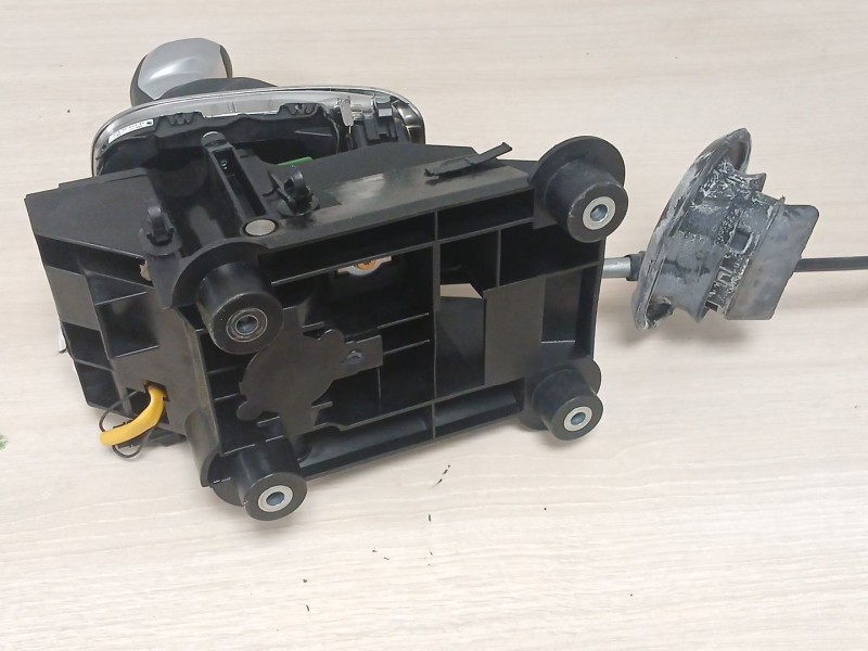 Recambio de palanca cambio para citroën c4 cactus 1.2 thp 110 referencia OEM IAM 9814628080  