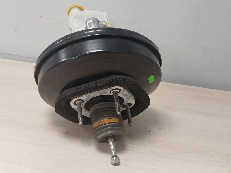Recambio de servofreno para citroën c4 cactus 1.2 thp 110 referencia OEM IAM 98121514180  