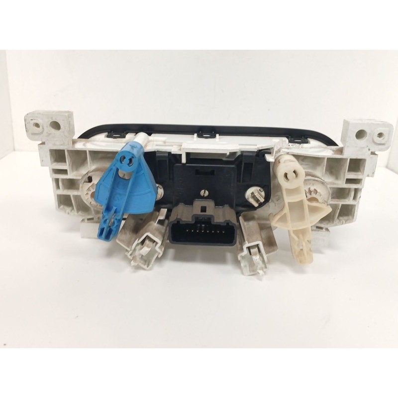 Recambio de mando calefaccion / aire acondicionado para opel vivaro b furgoneta (x82) 1.6 cdti (05) referencia OEM IAM E1093049A