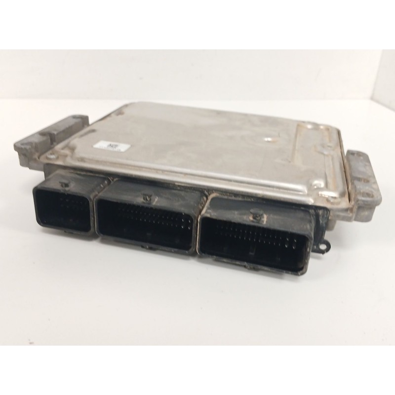 Recambio de centralita motor uce para opel vivaro b furgoneta (x82) 1.6 cdti (05) referencia OEM IAM 0281033357 237106626R 