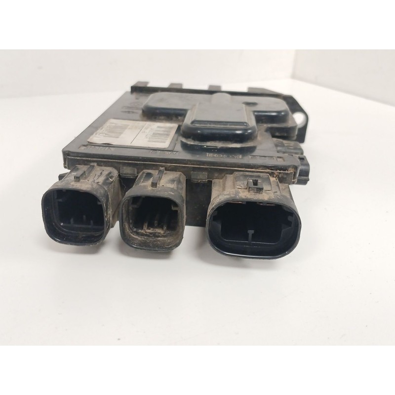 Recambio de caja reles / fusibles para opel vivaro b furgoneta (x82) 1.6 cdti (05) referencia OEM IAM 243501820R  