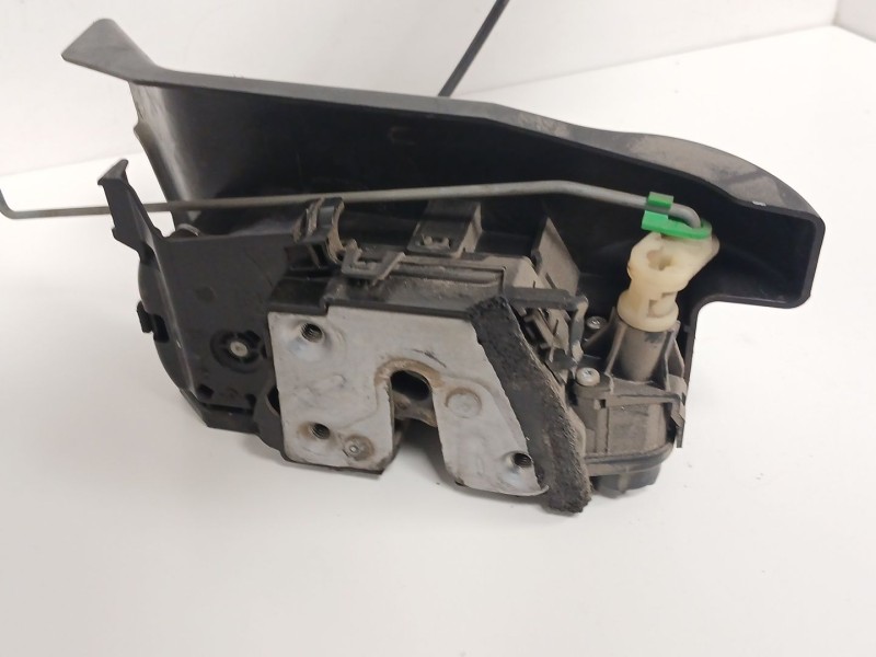 Recambio de cerradura puerta delantera izquierda para opel vivaro b furgoneta (x82) 1.6 cdti (05) referencia OEM IAM 93457082  