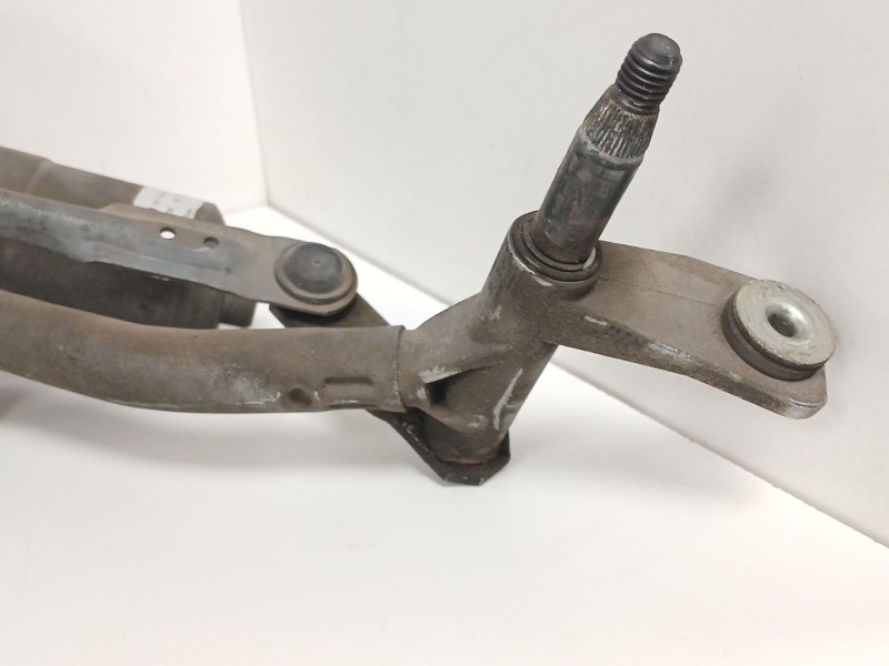 Recambio de motor limpia delantero para opel vivaro b furgoneta (x82) 1.6 cdti (05) referencia OEM IAM 0390243508 288004907R 