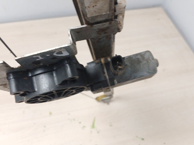 Recambio de elevalunas delantero izquierdo para opel vivaro b furgoneta (x82) 1.6 cdti (05) referencia OEM IAM 128001472B  