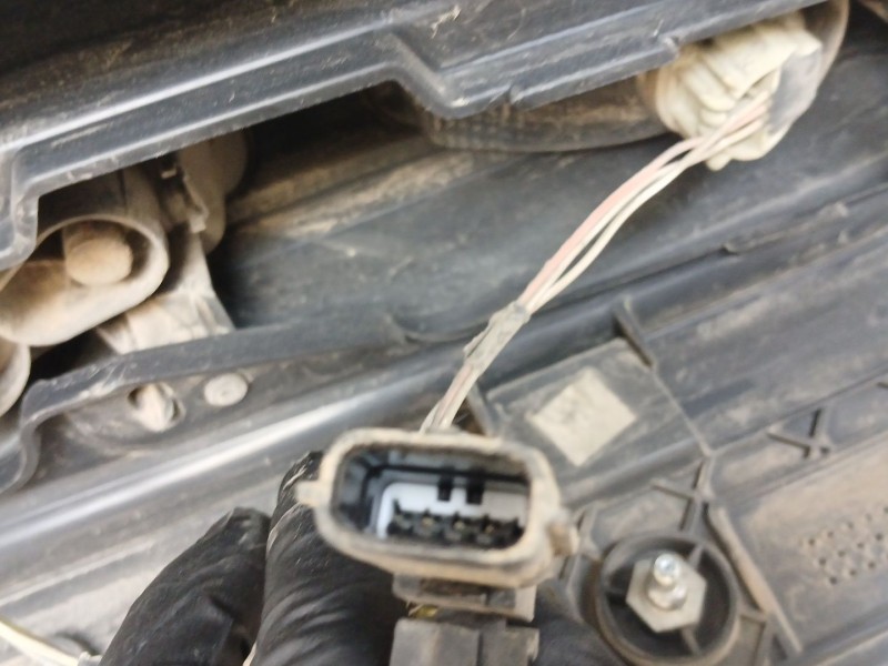 Recambio de piloto trasero izquierdo para opel vivaro b furgoneta (x82) 1.6 cdti (05) referencia OEM IAM   
