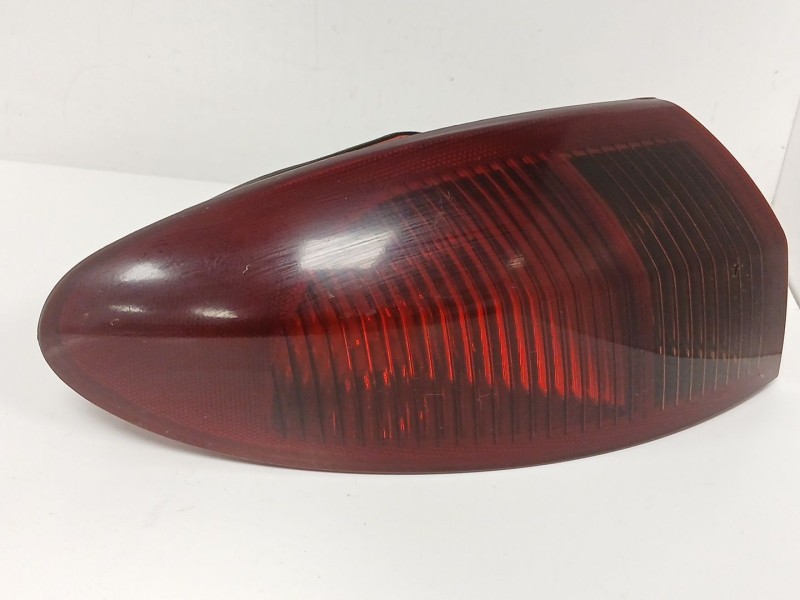Recambio de piloto trasero izquierdo para alfa romeo 147 (190) 1.6 16v cat referencia OEM IAM  19311 