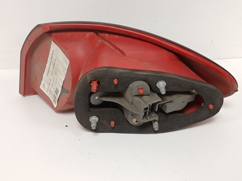 Recambio de piloto trasero izquierdo para alfa romeo 147 (190) 1.6 16v cat referencia OEM IAM  19311 