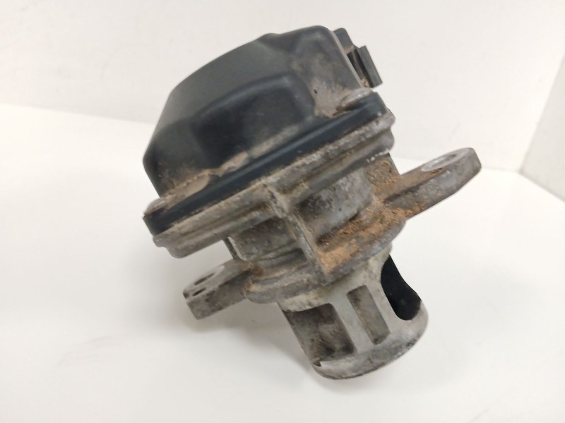 Recambio de valvula egr para opel vivaro b furgoneta (x82) 1.6 cdti (05) referencia OEM IAM   