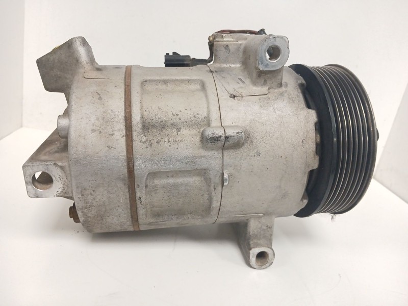 Recambio de compresor aire acondicionado para opel vivaro b furgoneta (x82) 1.6 cdti (05) referencia OEM IAM 931113 195046 89313