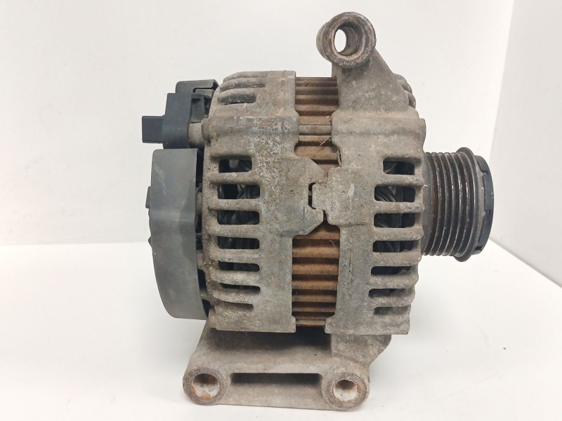 Recambio de alternador para peugeot boxer autobús 2.2 hdi 100 referencia OEM IAM   