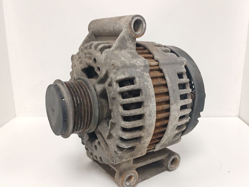Recambio de alternador para peugeot boxer autobús 2.2 hdi 100 referencia OEM IAM   