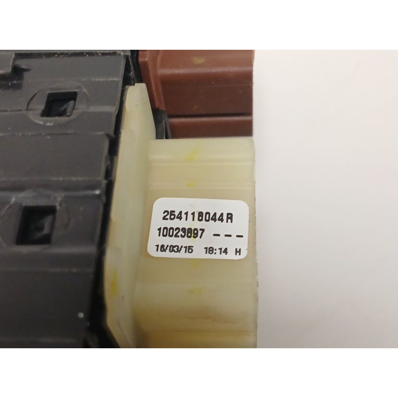Recambio de mando elevalunas delantero izquierdo para renault captur i (j5_, h5_) 1.5 dci 90 referencia OEM IAM   