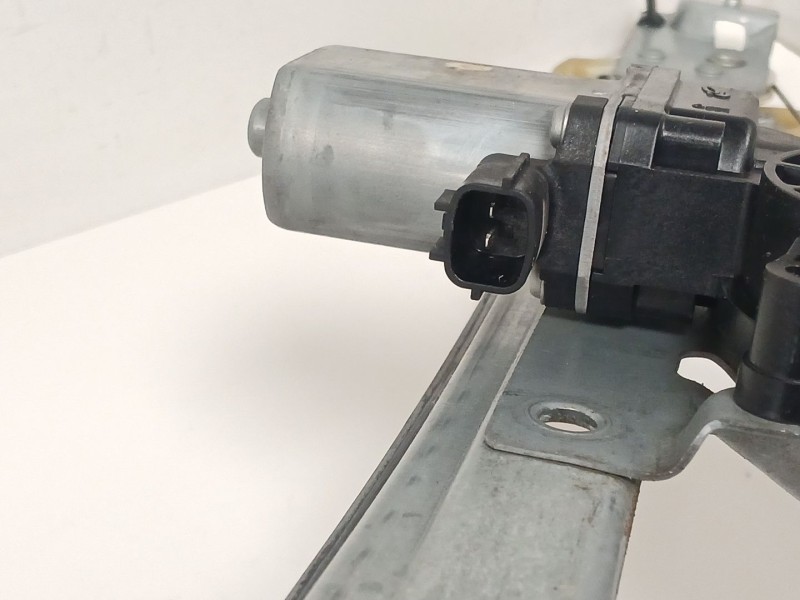 Recambio de elevalunas delantero izquierdo para renault captur i (j5_, h5_) 1.5 dci 90 referencia OEM IAM   