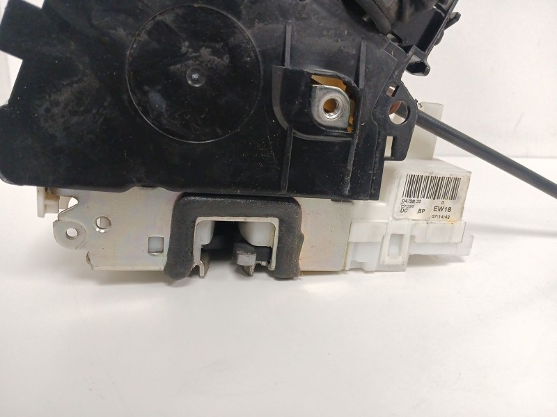 Recambio de cerradura puerta delantera derecha para mercedes-benz clase m (w164) ml 320 cdi 4-matic (164.122) referencia OEM IAM