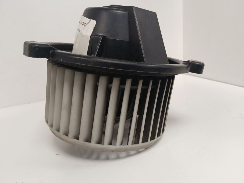 Recambio de motor calefaccion para fiat punto berlina (188) 1.2 cat referencia OEM IAM 188A4000 19815 