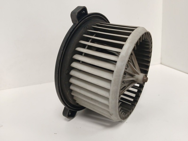 Recambio de motor calefaccion para fiat punto berlina (188) 1.2 cat referencia OEM IAM 188A4000 19815 