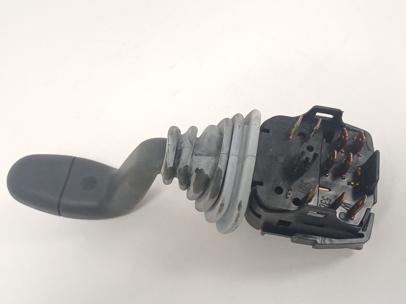 Recambio de mando limpia para skoda felicia pickup 1.9 diesel cat referencia OEM IAM  23121 