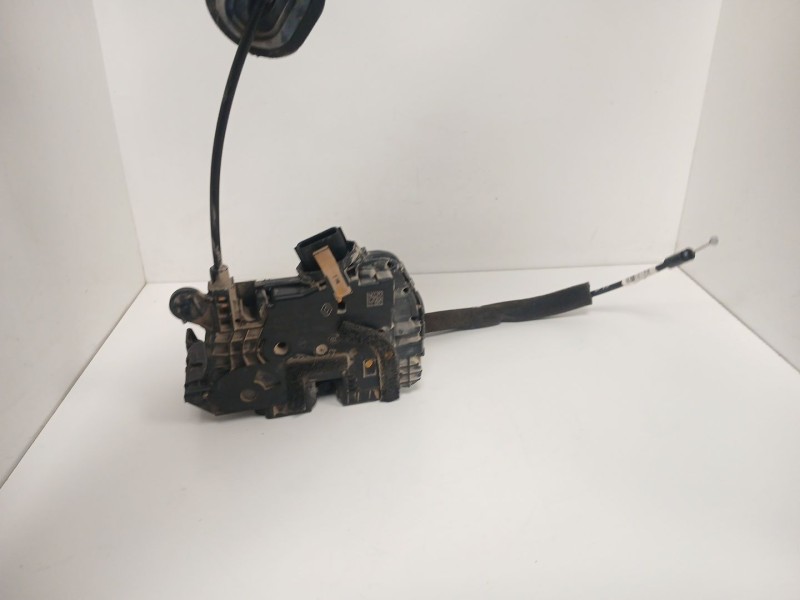 Recambio de cerradura puerta delantera derecha para renault captur i (j5_, h5_) 1.5 dci 90 referencia OEM IAM 805022764R  