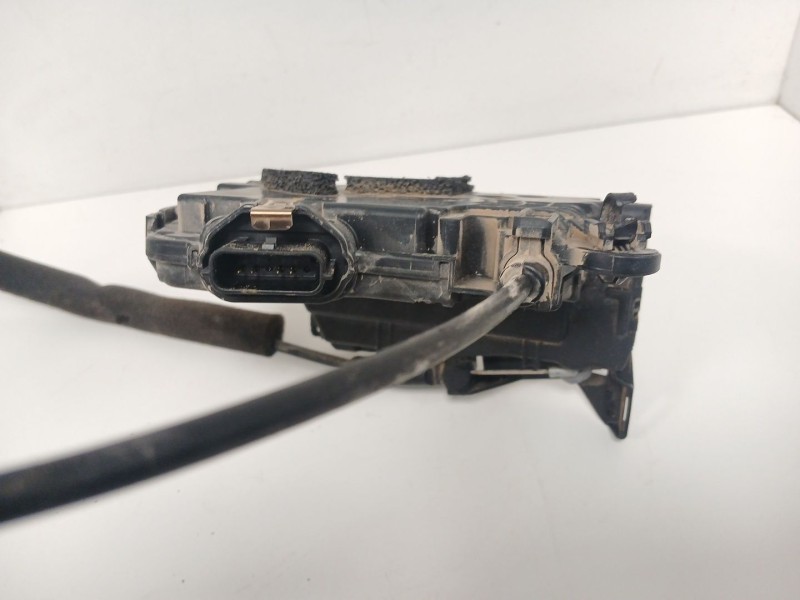 Recambio de cerradura puerta delantera derecha para renault captur i (j5_, h5_) 1.5 dci 90 referencia OEM IAM 805022764R  