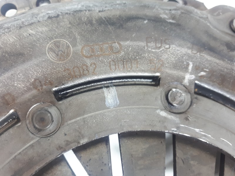 Recambio de kit embrague para skoda octavia berlina (1u2) ambiente referencia OEM IAM 038141025D 043082000152 