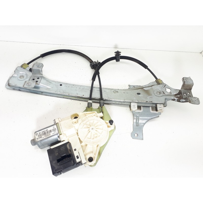 Recambio de elevalunas trasero derecho para renault megane iii berlina 5 p bose edition referencia OEM IAM 827306548R  