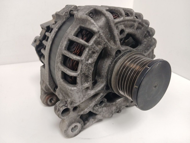 Recambio de alternador para audi q5 (8rb) 2.0 tdi quattro referencia OEM IAM 04L903017E 0125711154 