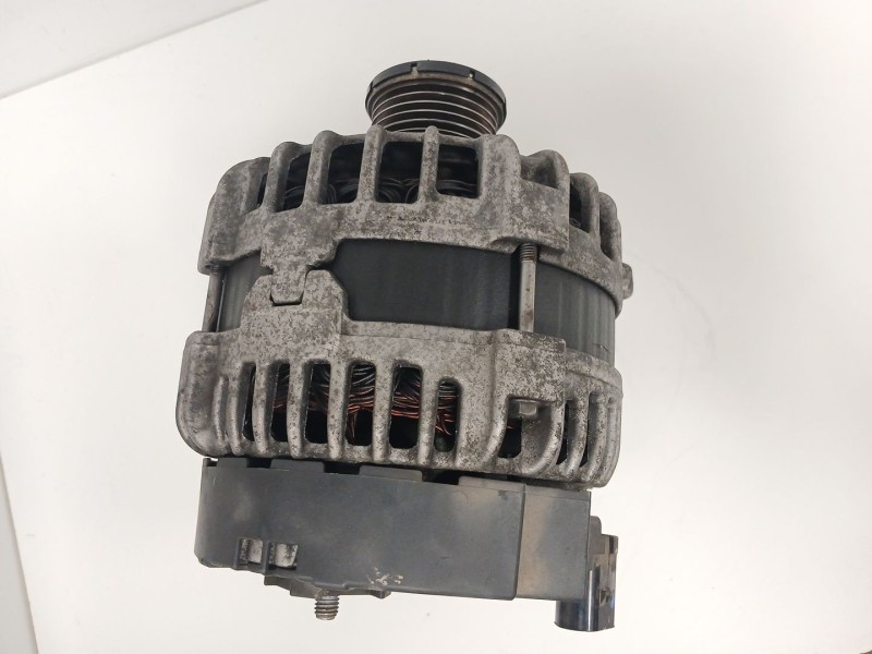 Recambio de alternador para audi q5 (8rb) 2.0 tdi quattro referencia OEM IAM 04L903017E 0125711154 