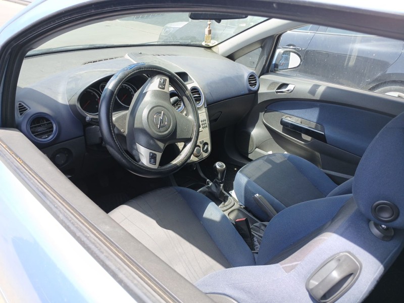 opel corsa d (s07) del año 2007