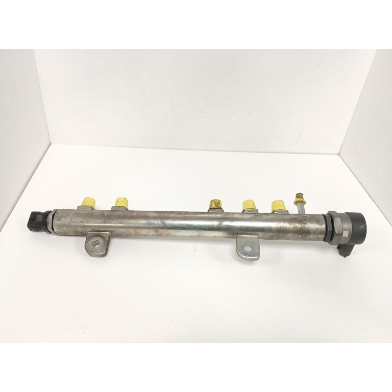Recambio de rampa inyectora para opel corsa d (s07) 1.3 cdti (l08, l68) referencia OEM IAM 0445214086  