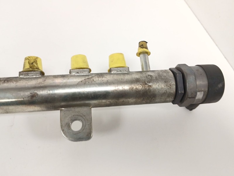 Recambio de rampa inyectora para opel corsa d (s07) 1.3 cdti (l08, l68) referencia OEM IAM 0445214086  
