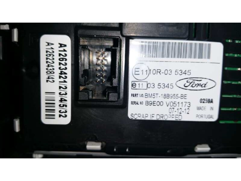Recambio de pantalla multifuncion para ford focus lim. (cb8) trend referencia OEM IAM BM5T18B955BE  