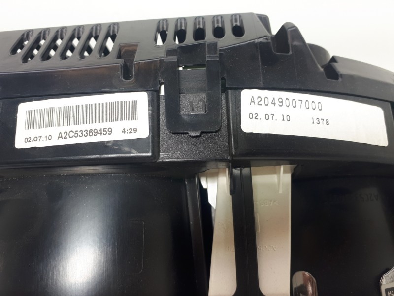 Recambio de cuadro instrumentos para mercedes-benz clase c (w204) berlina 2.1 cdi cat referencia OEM IAM A2049007000ZGS001 A2C53
