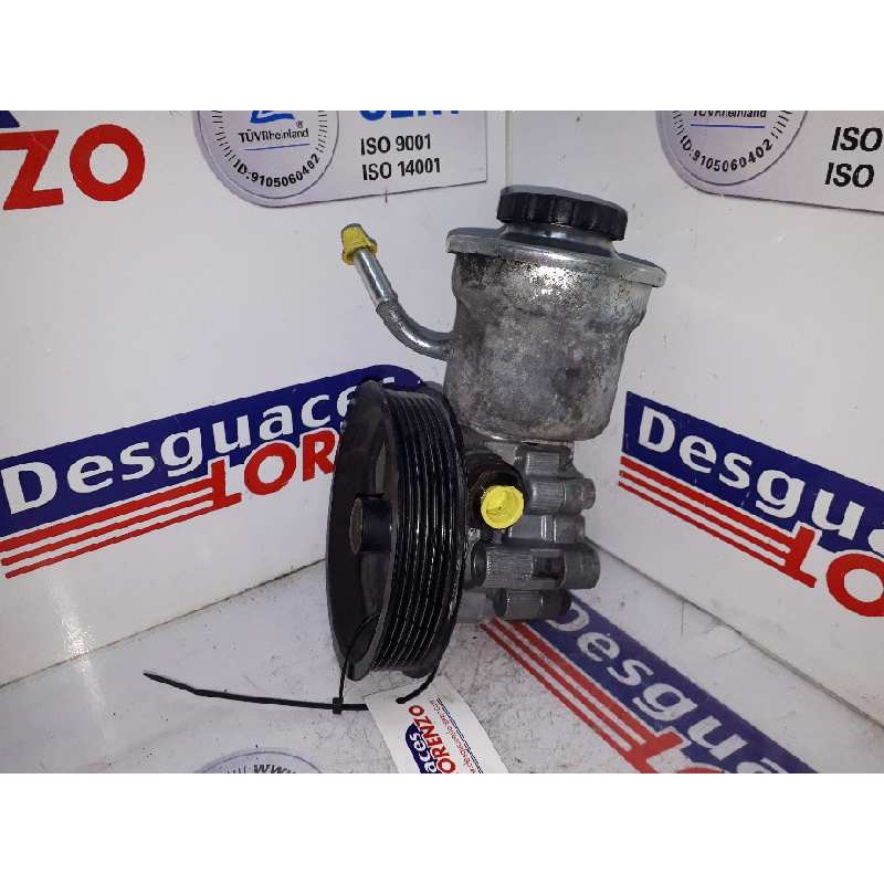 Recambio de bomba direccion para toyota avensis berlina (t25) 2.2 d-4d executive berlina (5-ptas.) referencia OEM IAM 4431005120