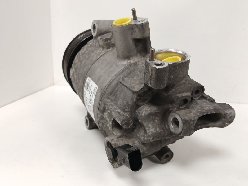 Recambio de compresor aire acondicionado para seat ibiza iv furgón/hatchback (6j1) 1.2 tdi referencia OEM IAM 5K0820803E  